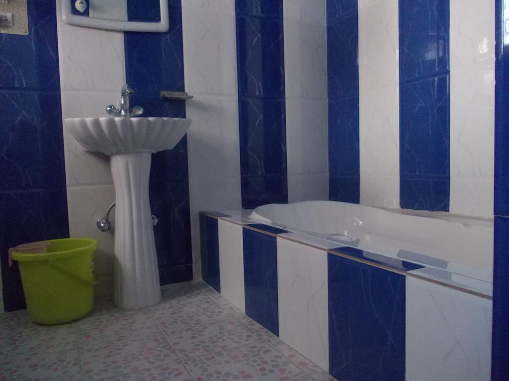 Hotel Grand City Srīnagar Habitación foto