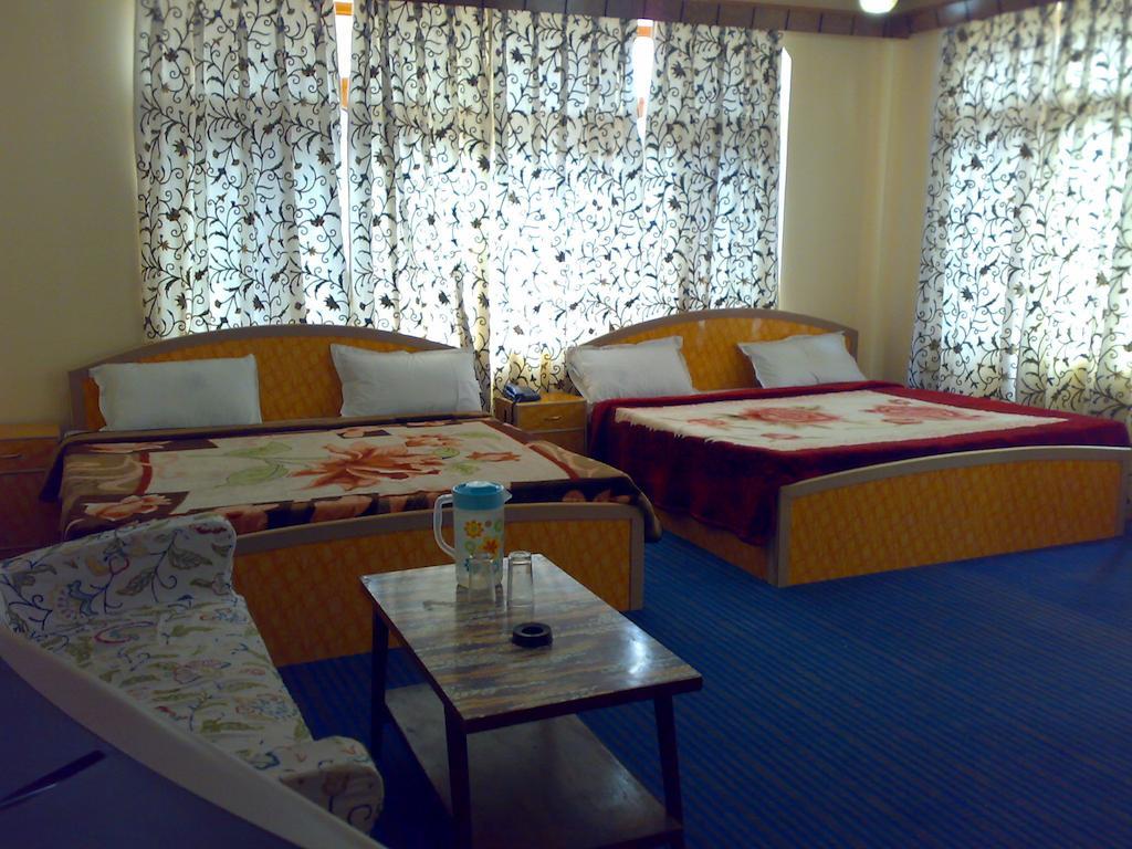 Hotel Grand City Srīnagar Exterior foto