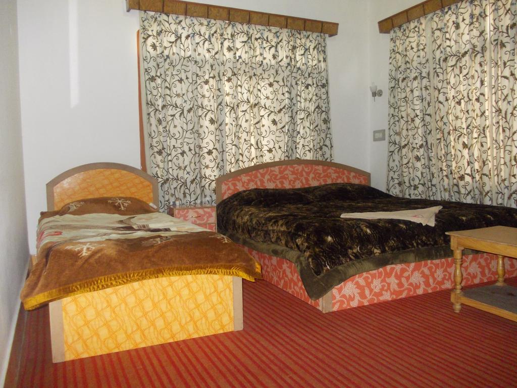 Hotel Grand City Srīnagar Exterior foto
